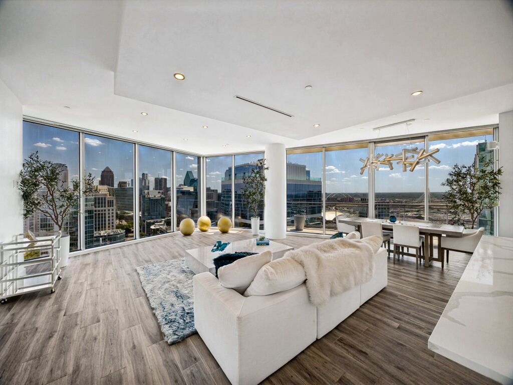 2900 McKinnon Street 2301, Dallas, TX 75201 — photo 1