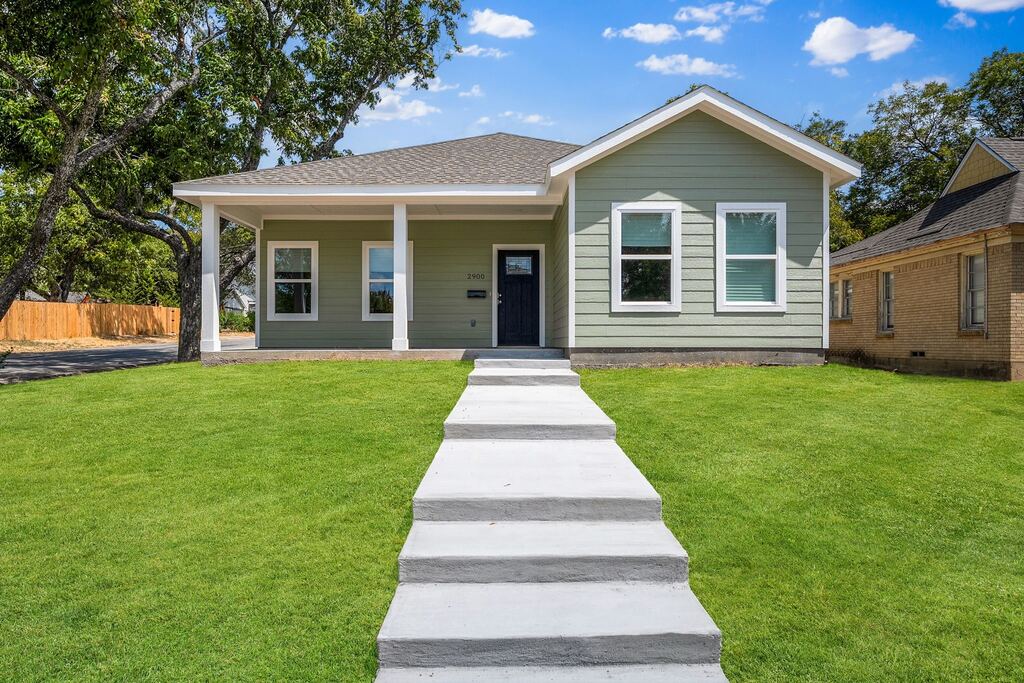 2900 Maryland Avenue, Dallas, TX 75216 — photo 1