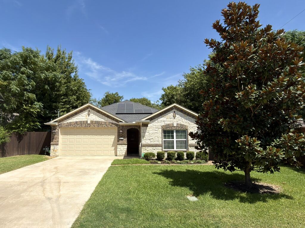 1317 Nolte Drive, Dallas, TX 75208 — photo 1