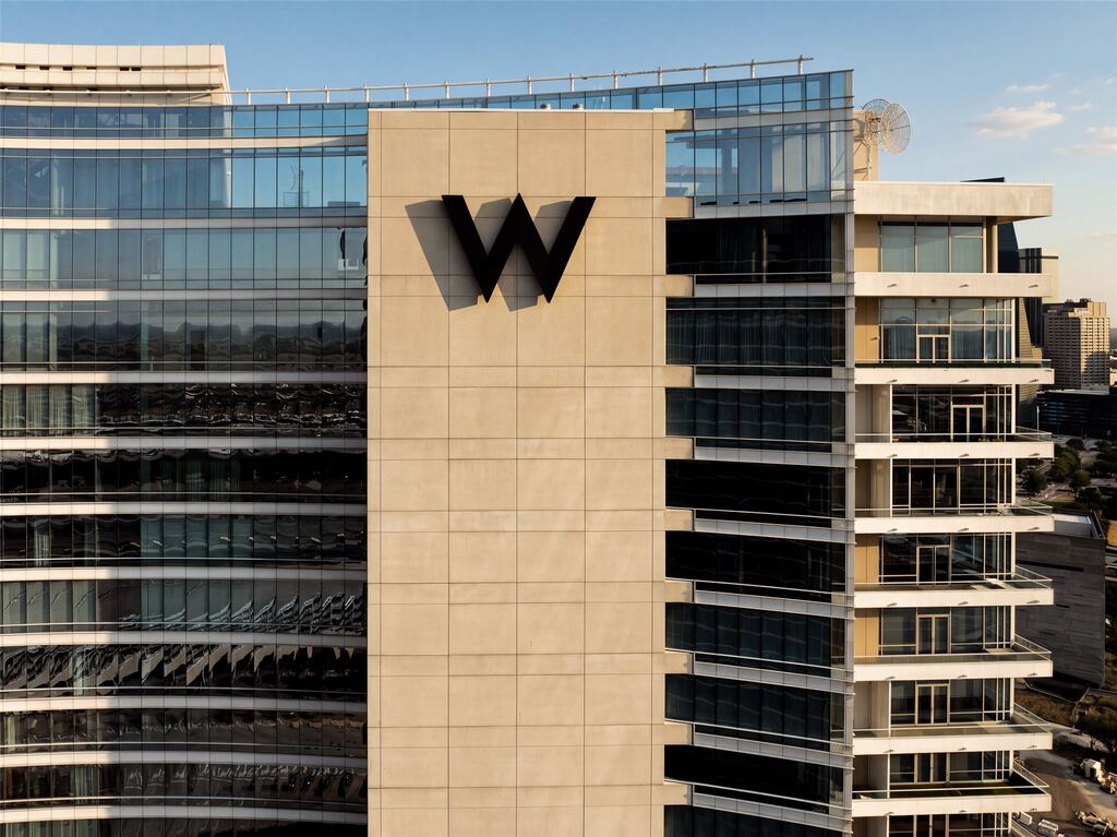 2408 Victory Park Lane 1240, Dallas, TX 75219 — photo 1