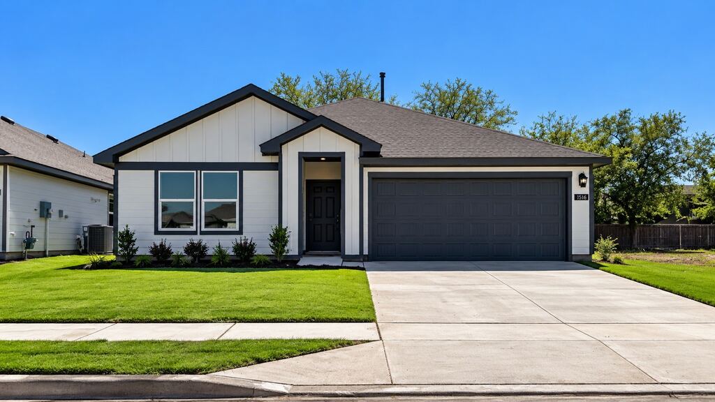 1516 LEMON TREE Lane, Fort Worth, TX 76140 — photo 1