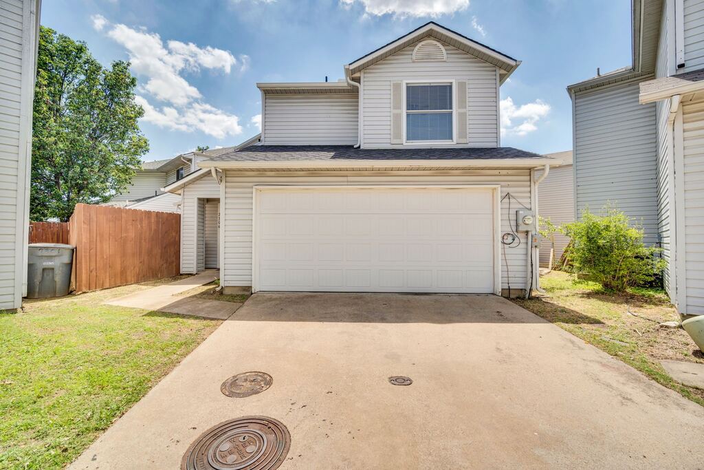 2306 Balvanera Plaza, Dallas, TX 75211 — photo 1