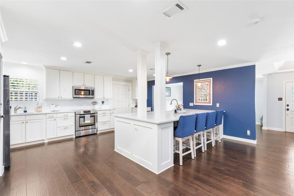 549 Sellmeyer Lane, Highland Village, TX 75077 — photo 1