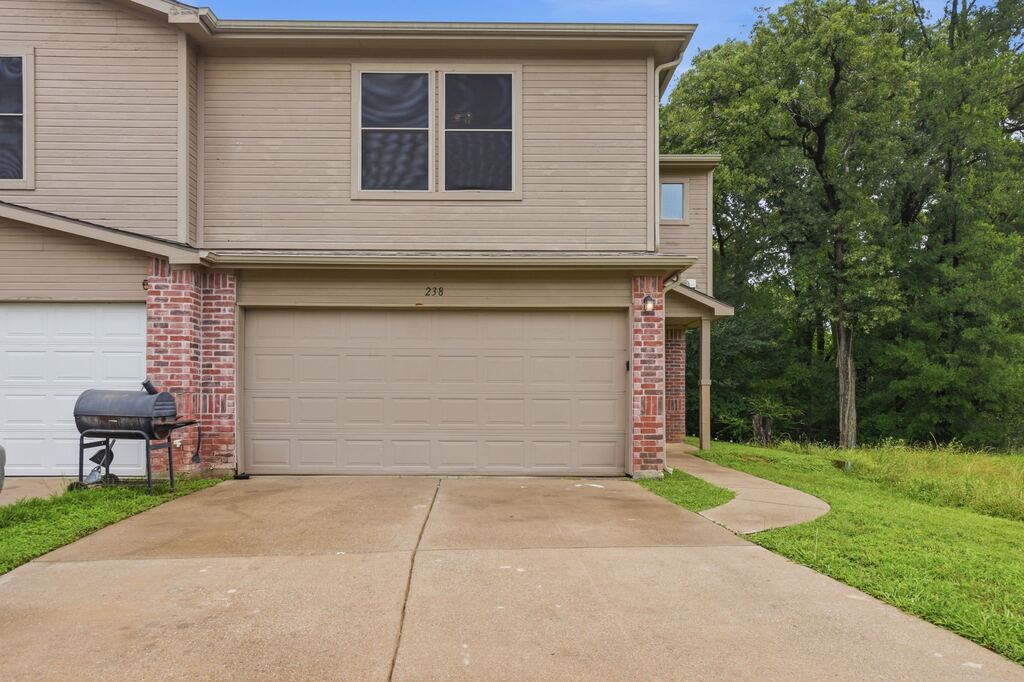 238 Creek Cove Drive, Dallas, TX 75217 — photo 1
