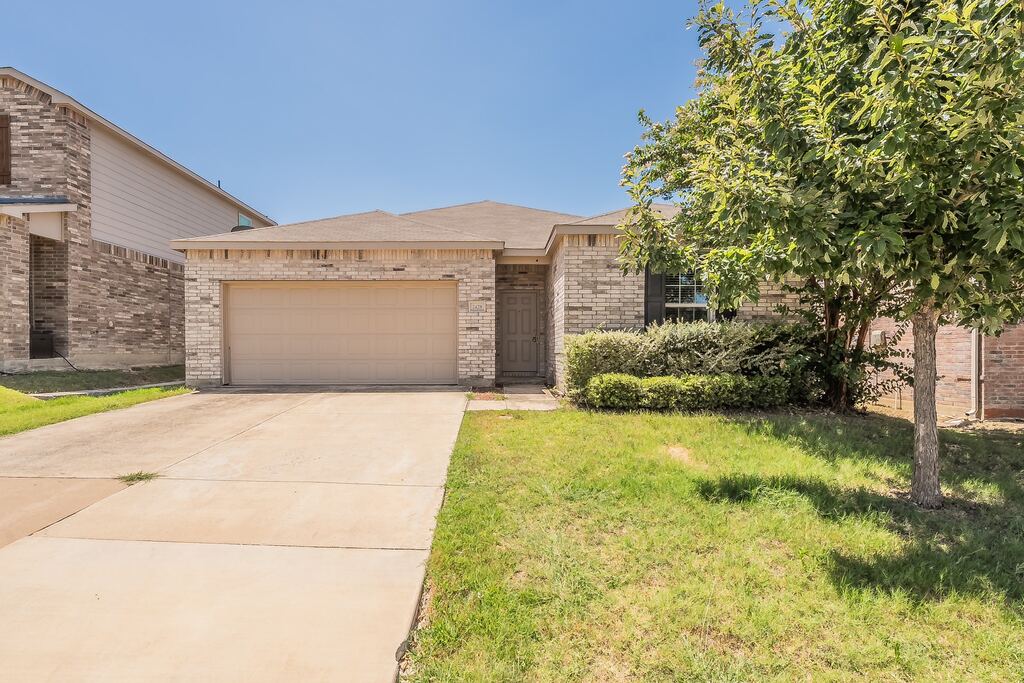 2428 Lohani Lane, Fort Worth, TX 76131 — photo 1