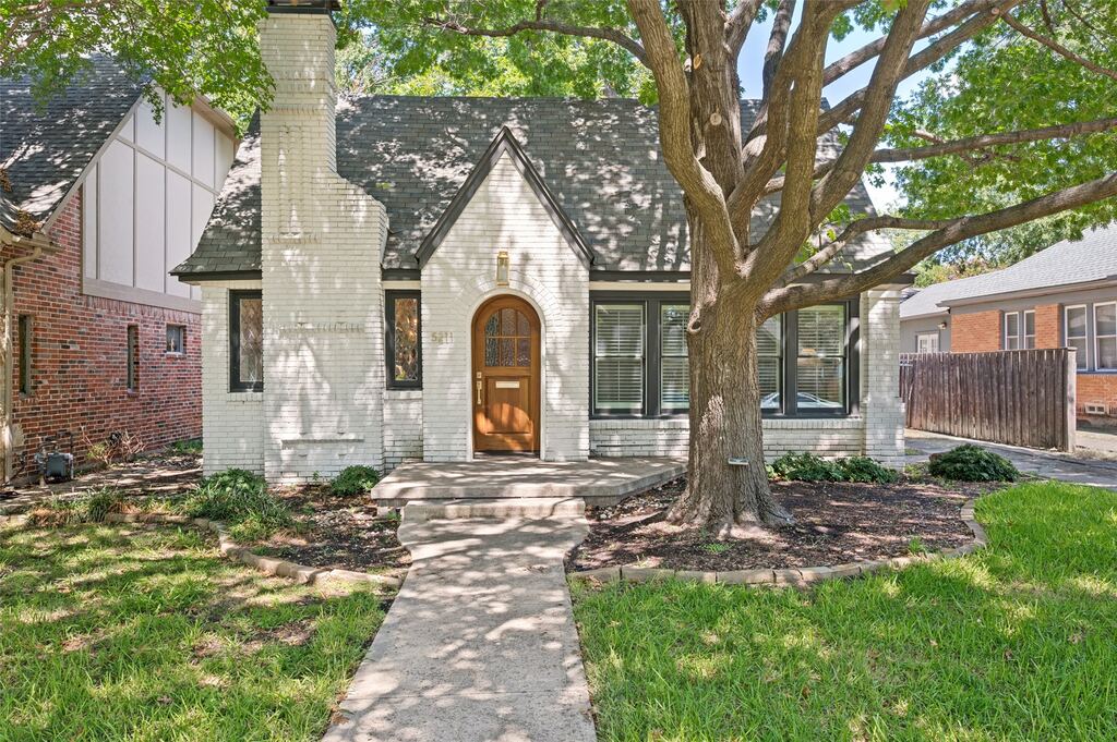 5211 Goodwin Avenue, Dallas, TX 75206 — photo 1