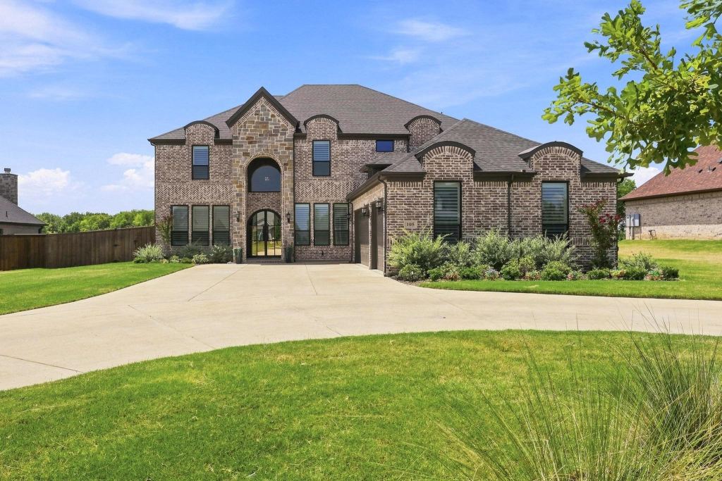 105 Shawnee Trail, Pottsboro, TX 75076 — photo 1