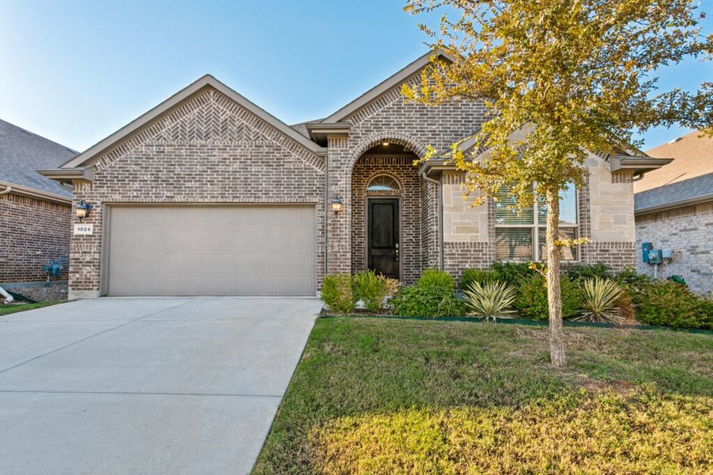 1024 Pitch Pine Street, Hickory Creek, TX 75065 — photo 1