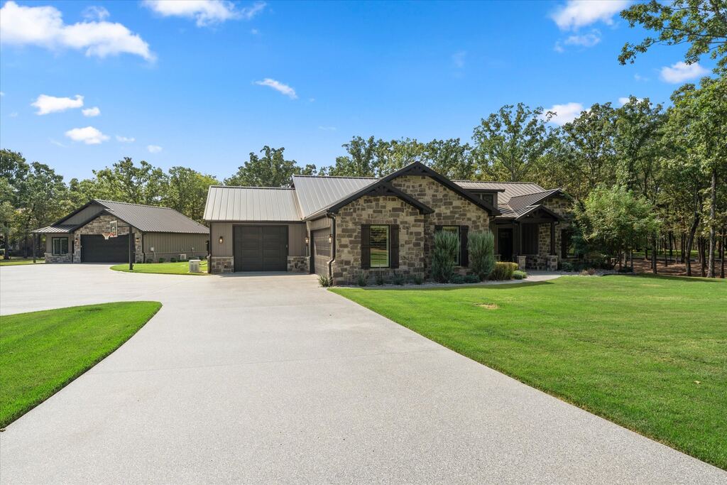 116 Private Road 5984, Yantis, TX 75497 — photo 1