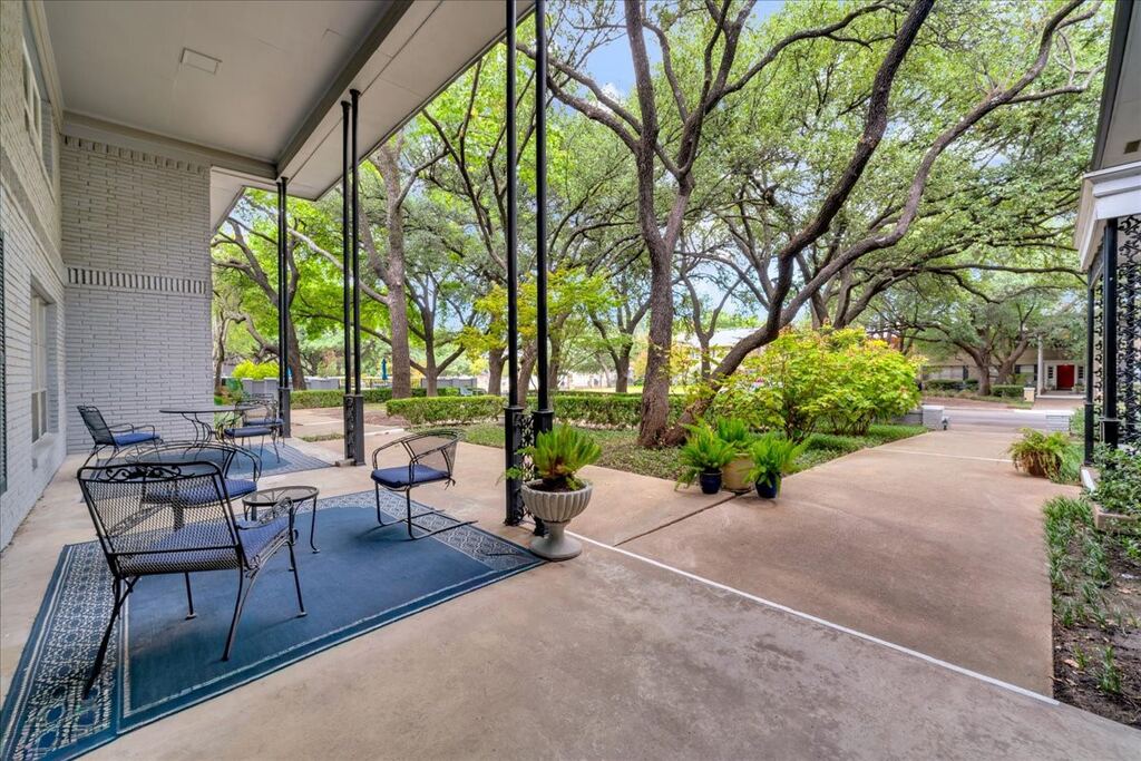6234 Bandera Avenue C, Dallas, TX 75225 — photo 1