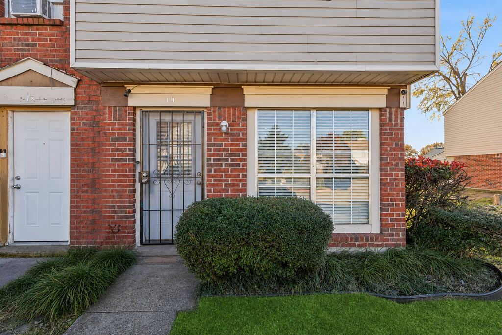 10500 Lake June Road J09, Dallas, TX 75217 — photo 1