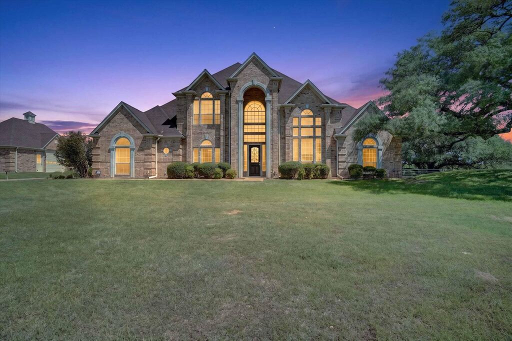 175 N Boyce Lane, Fort Worth, TX 76108 — photo 1