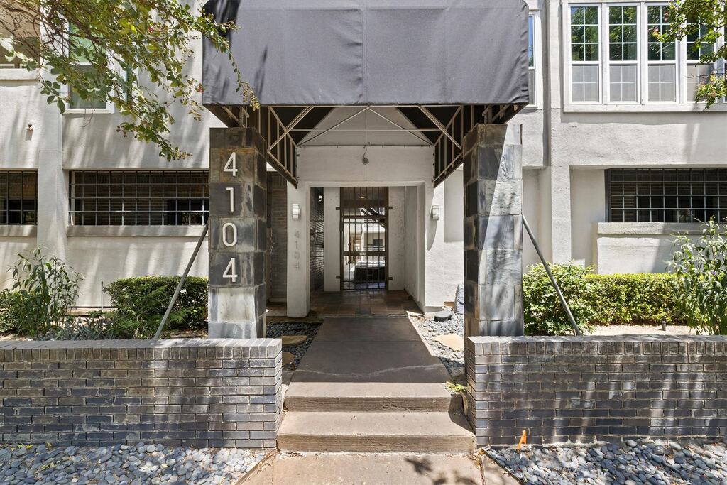 4104 N Hall Street 334, Dallas, TX 75219 — photo 1