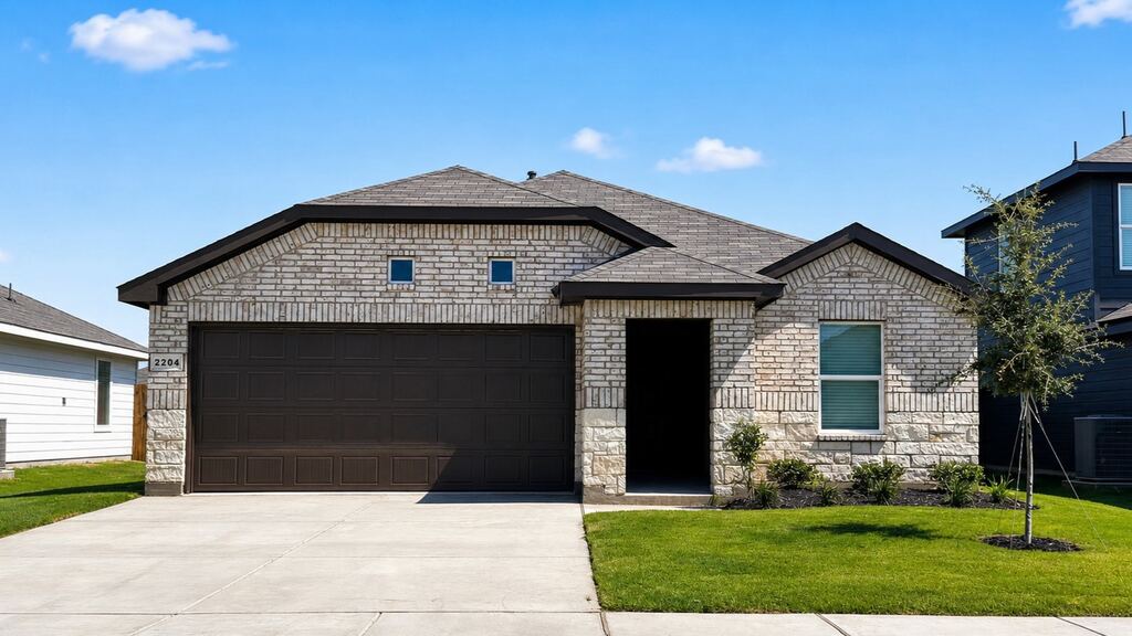 2204 BAKERSFIELD Drive, Fort Worth, TX 76036 — photo 1