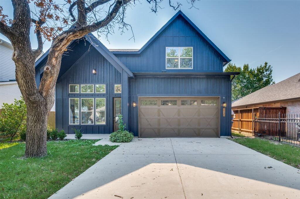2130 Roanoke Avenue, Dallas, TX 75235 — photo 1