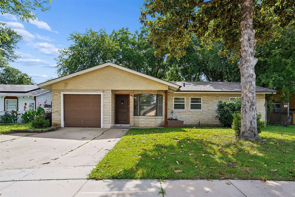 4113 Pate Drive, Fort Worth, TX 76119 — photo 1
