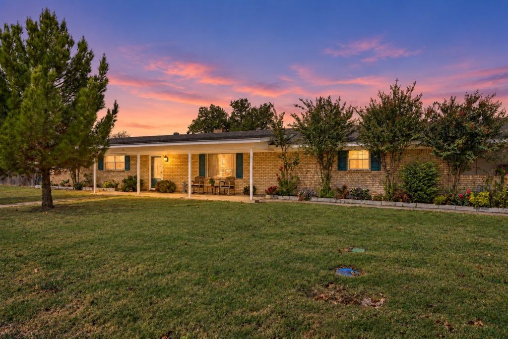 916 Preston Lane, Dublin, TX 76446 — photo 1