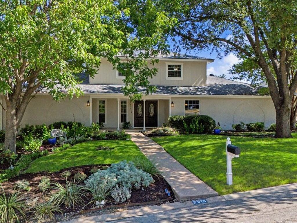 7816 Fairwood Court, Fort Worth, TX 76179 — photo 1