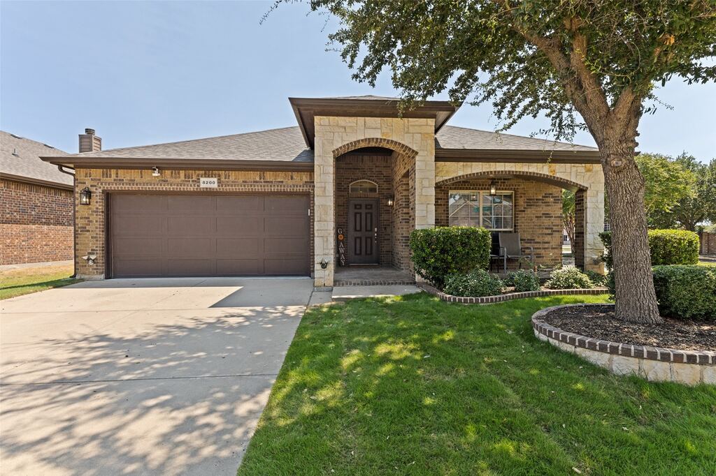 8200 Misty Water Drive, Fort Worth, TX 76131 — photo 1