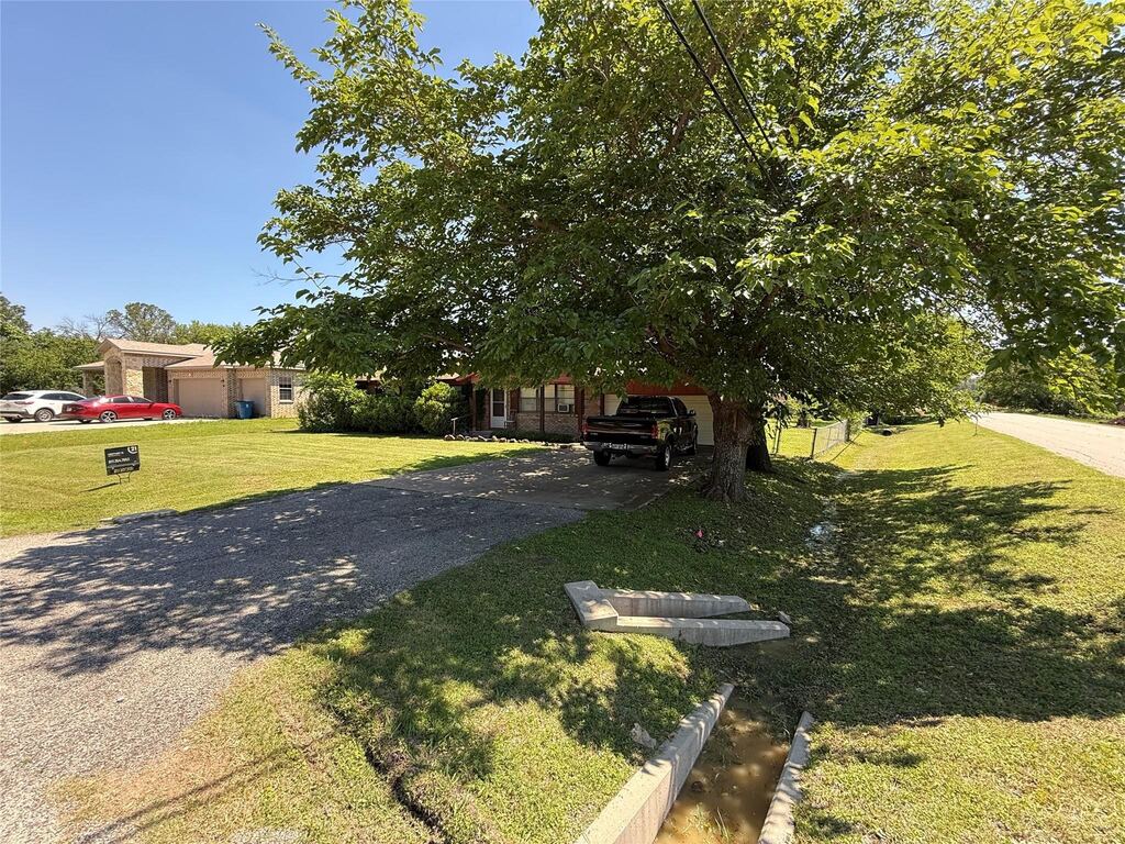 300 Linda Street, Roanoke, TX 76262 — photo 1