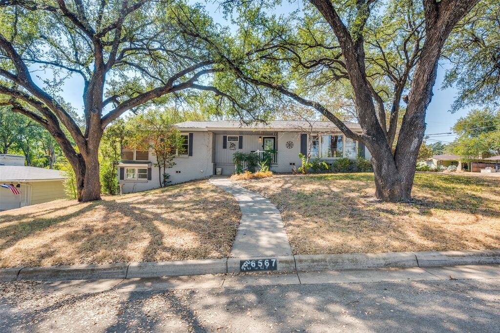 6567 Malvey Avenue, Fort Worth, TX 76116 — photo 1