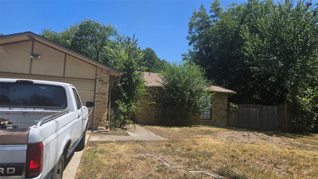 3266 Tres Logos Lane, Dallas, TX 75228 — photo 1