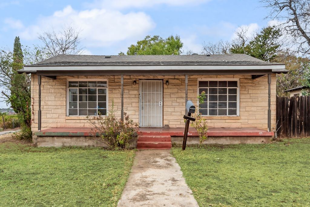 2301 Annabelle, Fort Worth, TX 76119 — photo 1