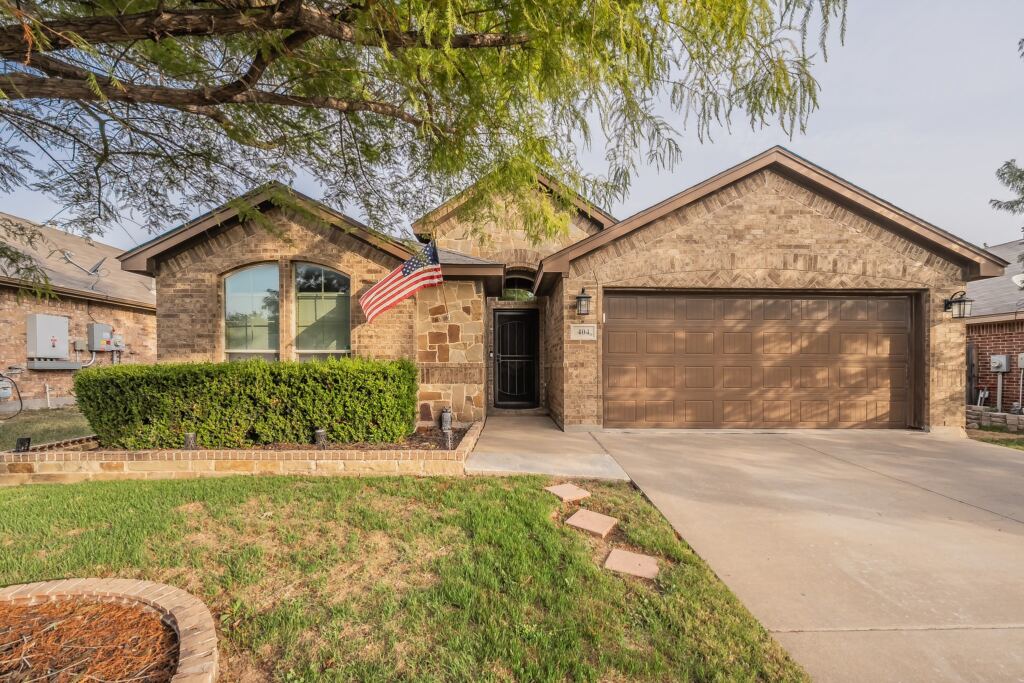 404 Brookhollow Lane