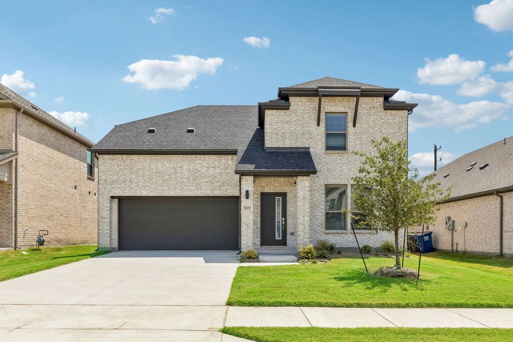 832 Rockcloud Drive, Fort Worth, TX 76052 — photo 1