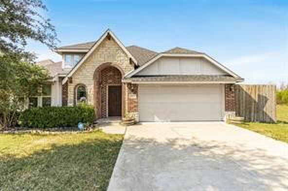 803 Lakeview Drive, Alvarado, TX 76009 — photo 1