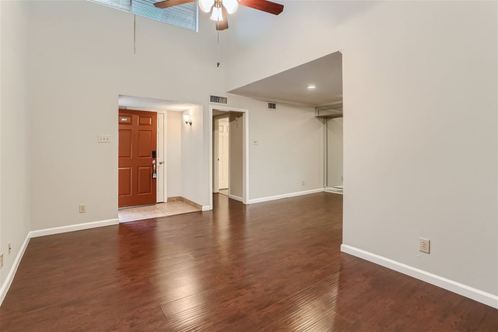 16301 Ledgemont Lane 269, Addison, TX 75001 — photo 1