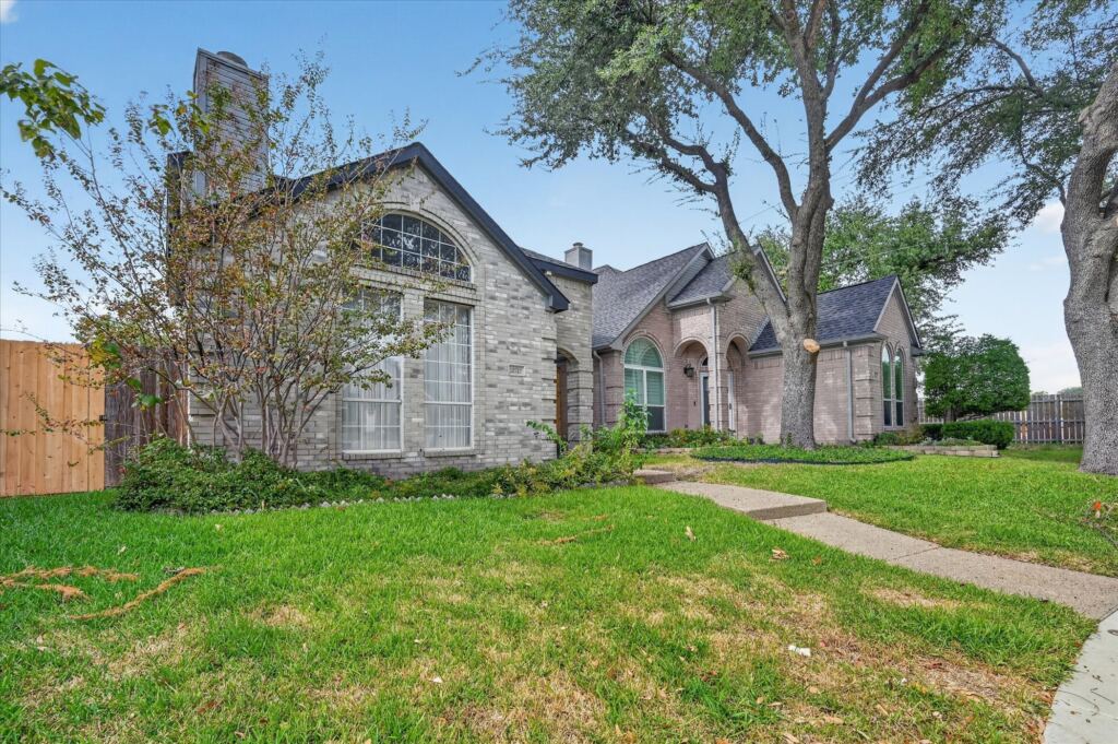 18727 Riverstone Court, Dallas, TX 75252 — photo 1