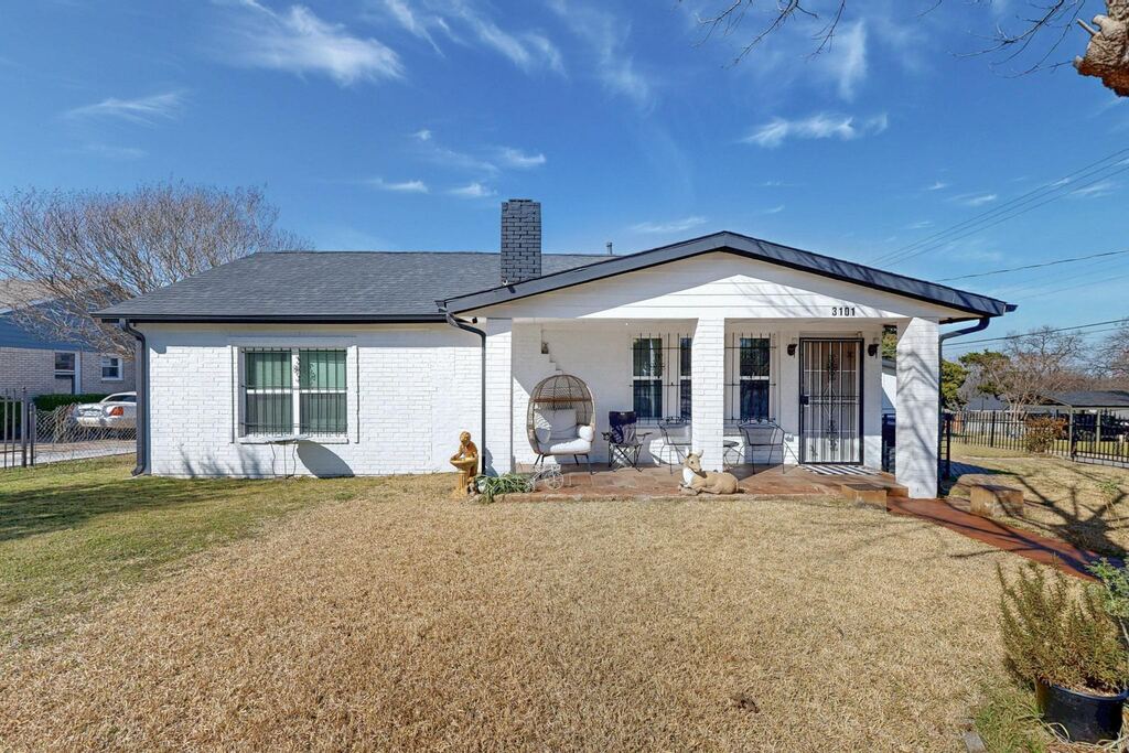 3101 Ouida Avenue, Dallas, TX 75211 — photo 1