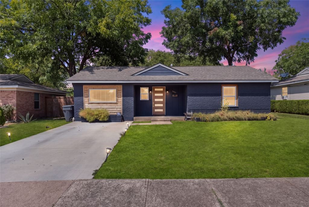 2431 Gross Road, Dallas, TX 75228 — photo 1