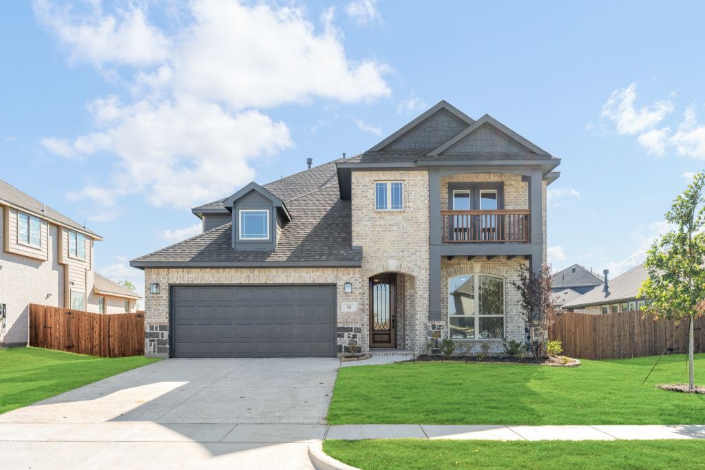 11 Grouse Circle, Sanger, TX 76266 — photo 1