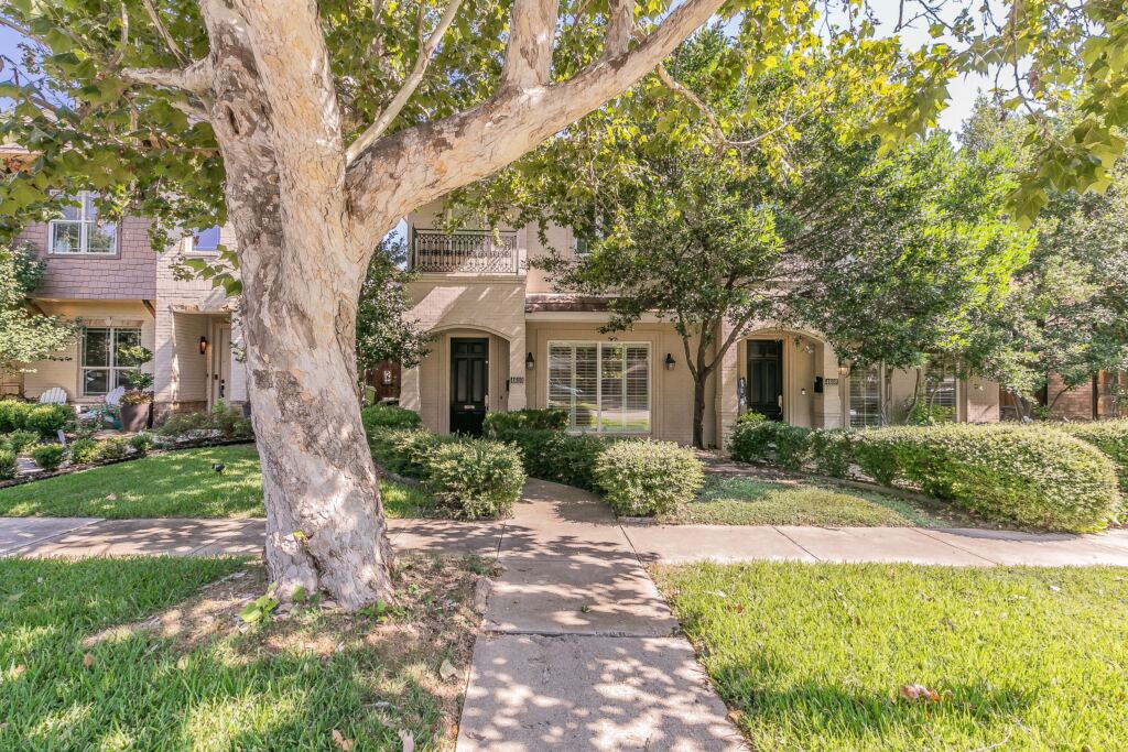 4610 Pershing Avenue, Fort Worth, TX 76107 — photo 1