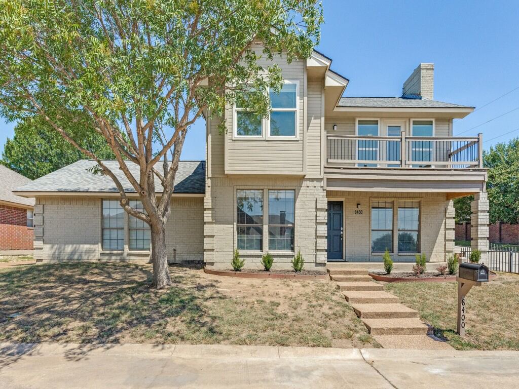 8400 Golf Club Circle, Fort Worth, TX 76179 — photo 1