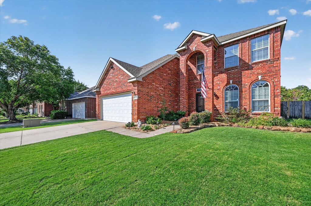 16157 Cowboy Trail, Fort Worth, TX 76247 — photo 1
