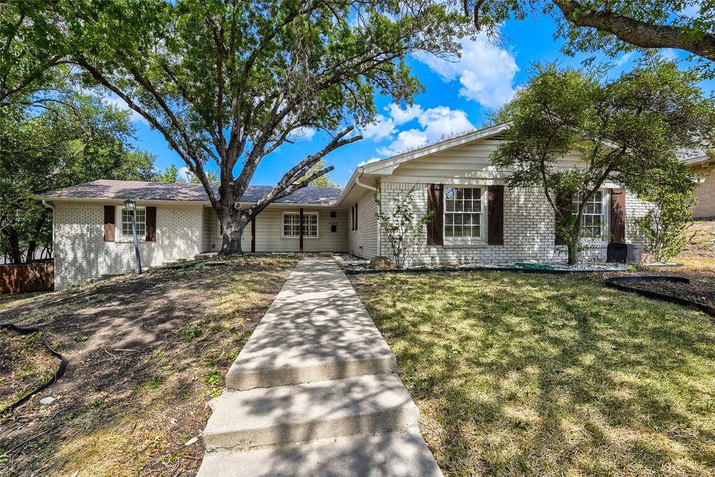 6504 Genoa Road, Fort Worth, TX 76116 — photo 1