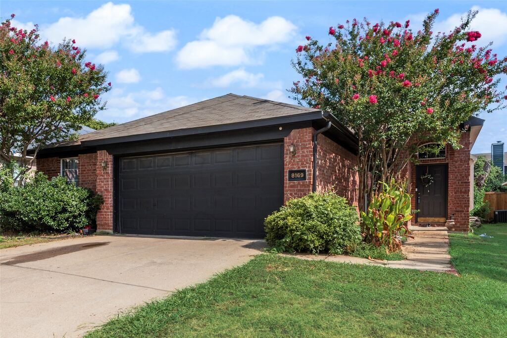 8169 Royal Terrace Lane, Fort Worth, TX 76120 — photo 1