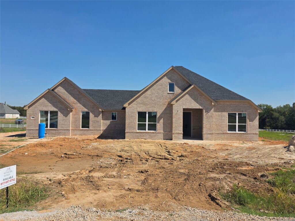 100 Cattleman Drive, Poolville, TX 76487 — photo 1