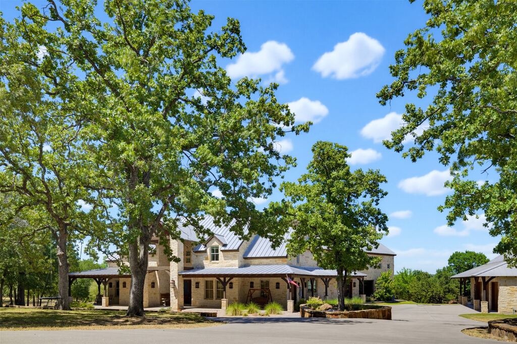 133 E Bozeman Lane, Fort Worth, TX 76108 — photo 1