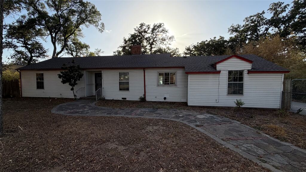 2522 N Hughes Avenue, Fort Worth, TX 76103 — photo 1