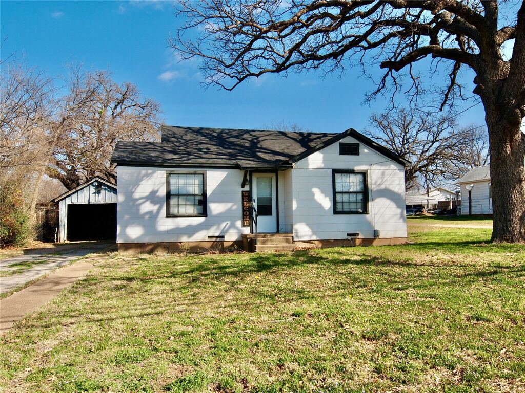 1327 Old Jacksboro Road, Graham, TX 76450 — photo 1