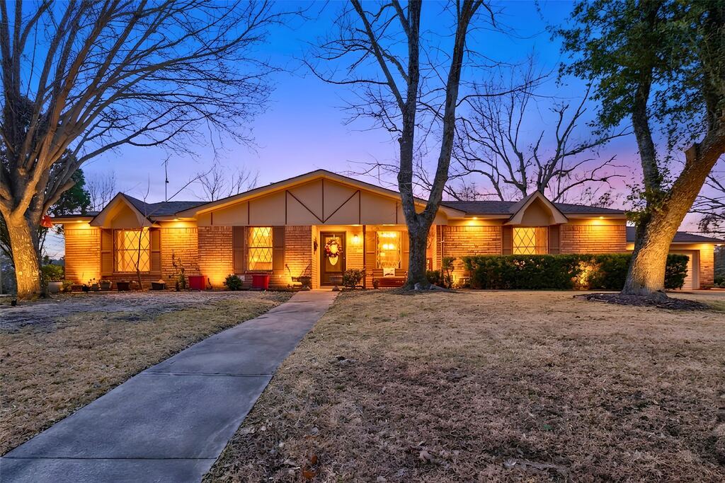 703 Amy Street, Canton, TX 75103 — photo 1
