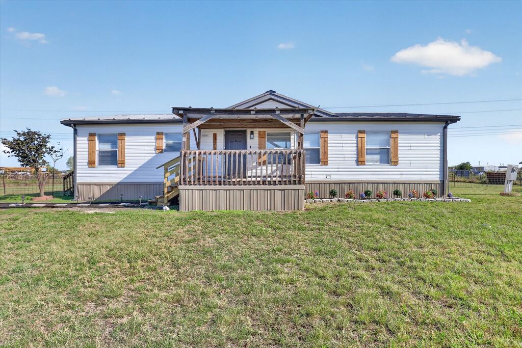 3321 Cobbler Lane, Joshua, TX 76058 — photo 1