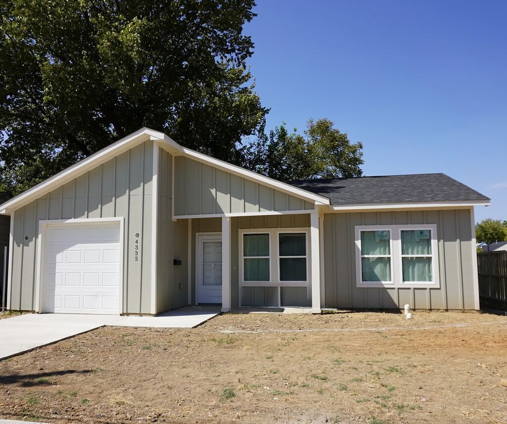 4335 Marshall Drive, Dallas, TX 75210 — photo 1