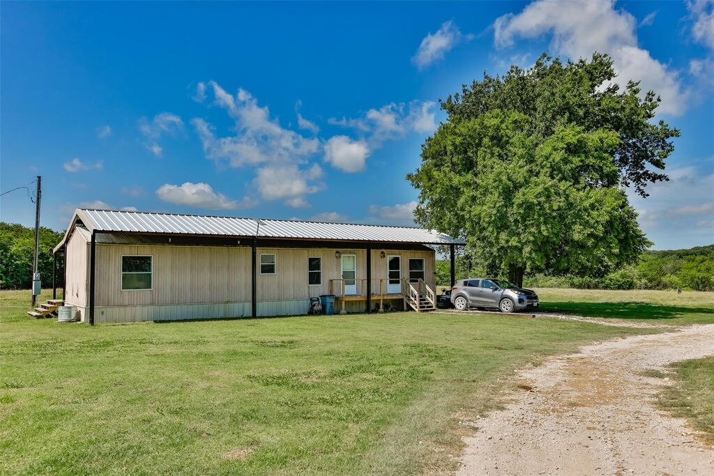 574 County Road 134, Gainesville, TX 76240 — photo 1