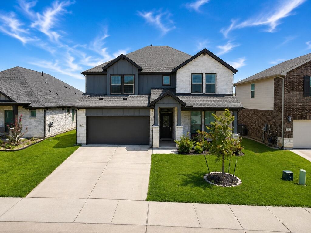 2417 Mankato Drive, Fort Worth, TX 76179 — photo 1