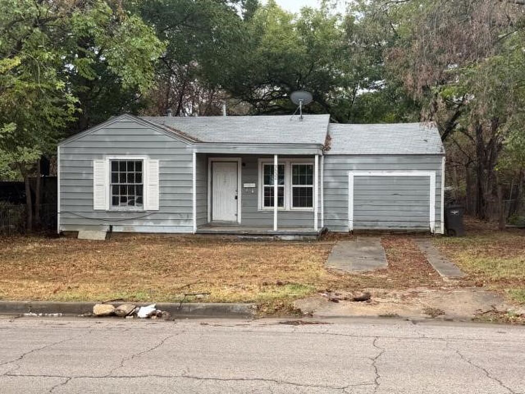 3532 Pioneer Street, Fort Worth, TX 76119 — photo 1